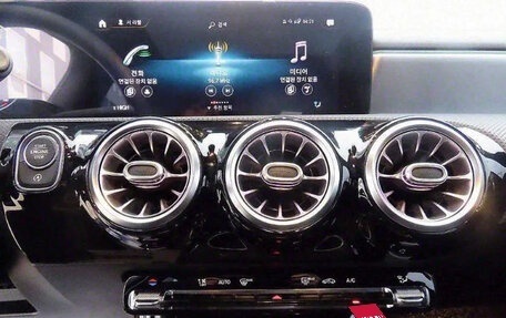 Mercedes-Benz CLA, 2021 год, 3 100 000 рублей, 13 фотография