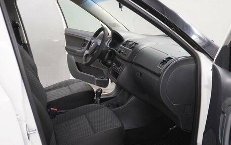 Skoda Fabia II, 2012 год, 585 000 рублей, 10 фотография
