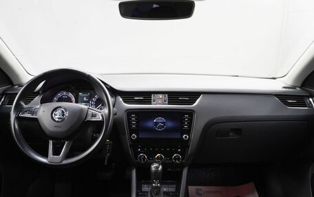 Skoda Octavia, 2017 год, 1 577 000 рублей, 9 фотография