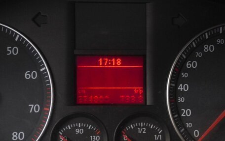 Volkswagen Touran III, 2006 год, 520 000 рублей, 16 фотография
