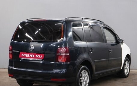 Volkswagen Touran III, 2006 год, 520 000 рублей, 5 фотография