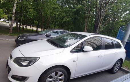 Opel Astra J, 2013 год, 760 000 рублей, 1 фотография