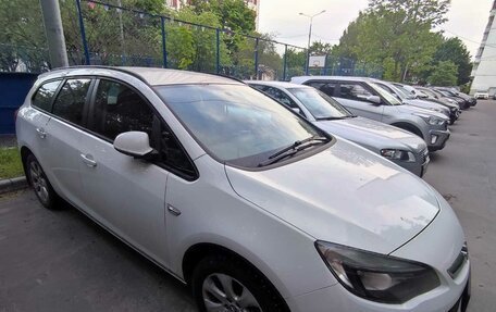 Opel Astra J, 2013 год, 760 000 рублей, 4 фотография