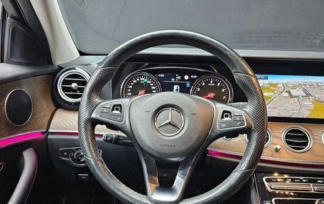 Mercedes-Benz E-Класс, 2018 год, 2 999 000 рублей, 13 фотография