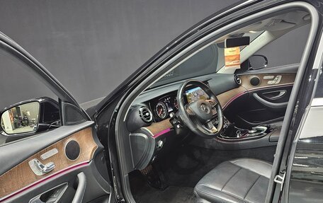 Mercedes-Benz E-Класс, 2018 год, 2 999 000 рублей, 10 фотография
