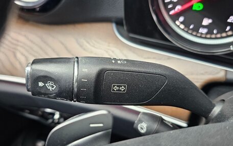 Mercedes-Benz E-Класс, 2018 год, 2 999 000 рублей, 18 фотография