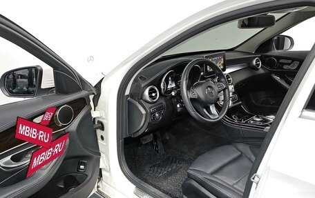 Mercedes-Benz C-Класс, 2018 год, 2 900 000 рублей, 11 фотография