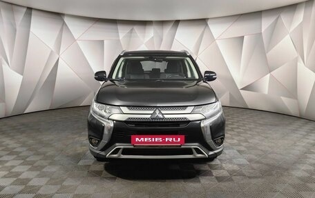 Mitsubishi Outlander III рестайлинг 3, 2020 год, 2 143 000 рублей, 7 фотография