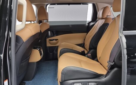KIA Carnival, 2022 год, 2 400 000 рублей, 12 фотография