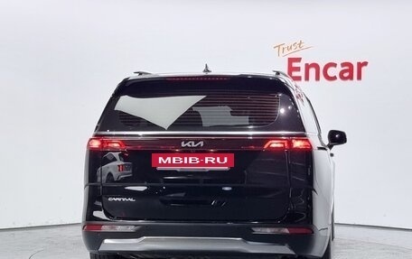 KIA Carnival, 2022 год, 2 400 000 рублей, 4 фотография