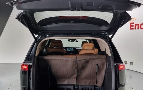 KIA Carnival, 2022 год, 2 400 000 рублей, 20 фотография