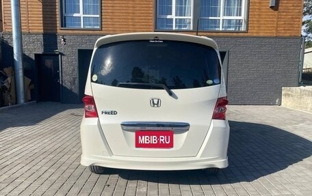 Honda Freed I, 2011 год, 980 000 рублей, 4 фотография