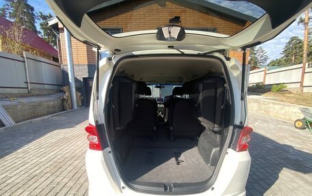 Honda Freed I, 2011 год, 980 000 рублей, 14 фотография