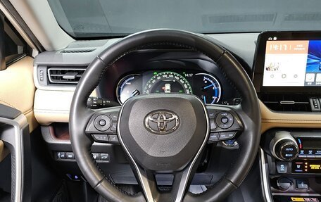 Toyota RAV4, 2022 год, 3 400 000 рублей, 13 фотография