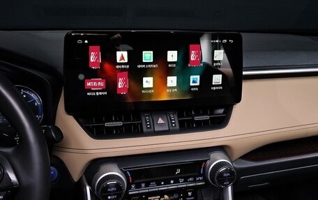Toyota RAV4, 2022 год, 3 400 000 рублей, 17 фотография