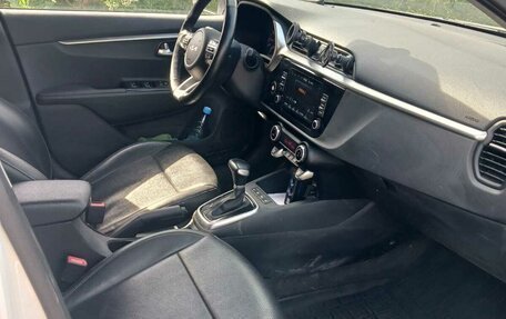 KIA Rio IV, 2021 год, 1 680 000 рублей, 5 фотография
