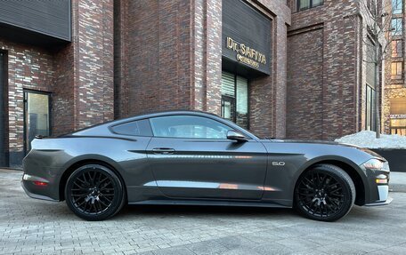 Ford Mustang VI рестайлинг, 2019 год, 2 700 000 рублей, 5 фотография