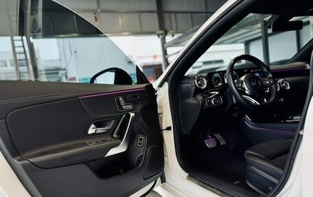 Mercedes-Benz CLA, 2021 год, 2 920 000 рублей, 13 фотография