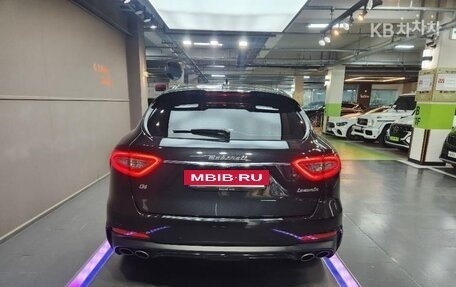 Maserati Levante I, 2021 год, 4 700 000 рублей, 3 фотография