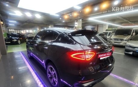 Maserati Levante I, 2021 год, 4 700 000 рублей, 4 фотография