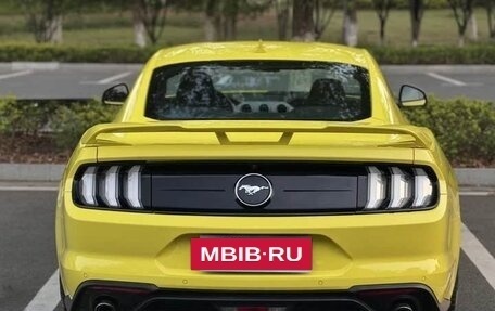 Ford Mustang VI рестайлинг, 2021 год, 3 156 000 рублей, 4 фотография