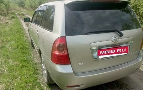 Toyota Corolla, 2005 год, 670 000 рублей, 4 фотография