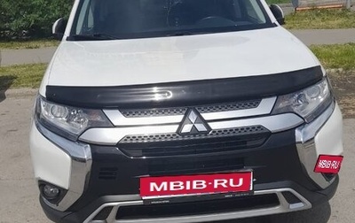 Mitsubishi Outlander III рестайлинг 3, 2019 год, 2 140 000 рублей, 1 фотография