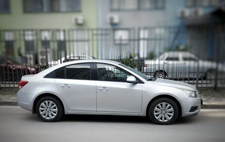 Chevrolet Cruze II, 2012 год, 930 000 рублей, 4 фотография