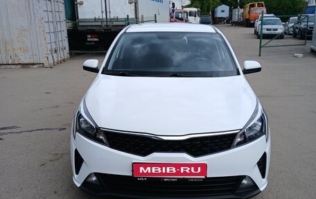 KIA Rio IV, 2022 год, 1 600 000 рублей, 1 фотография