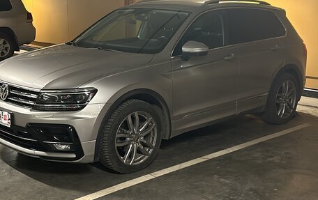 Volkswagen Tiguan II, 2018 год, 3 700 000 рублей, 12 фотография