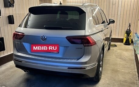 Volkswagen Tiguan II, 2018 год, 3 700 000 рублей, 6 фотография