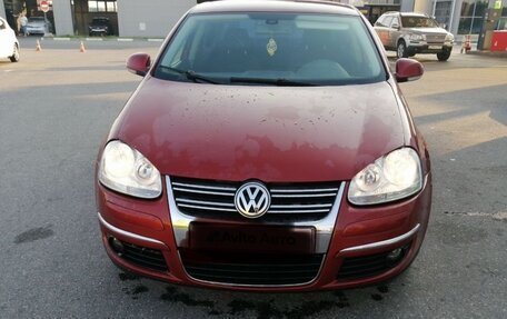Volkswagen Jetta VI, 2010 год, 550 000 рублей, 1 фотография