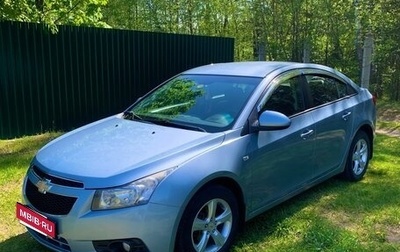 Chevrolet Cruze II, 2010 год, 700 000 рублей, 1 фотография