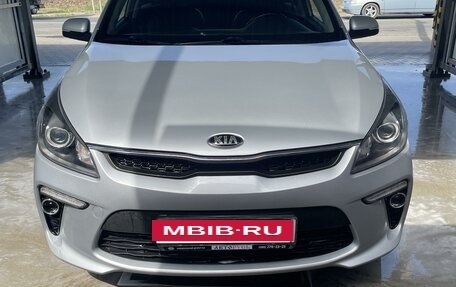 KIA Rio IV, 2017 год, 1 550 000 рублей, 2 фотография