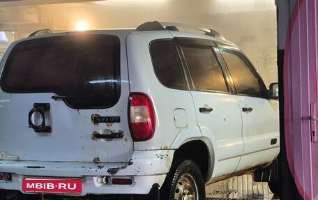 Chevrolet Niva I рестайлинг, 2003 год, 205 000 рублей, 5 фотография