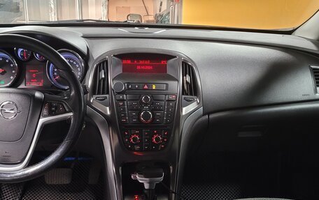 Opel Astra J, 2011 год, 606 000 рублей, 4 фотография