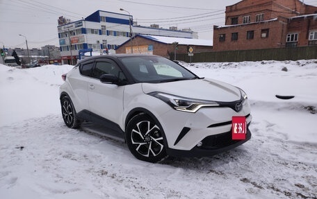Toyota C-HR I рестайлинг, 2019 год, 2 080 000 рублей, 5 фотография