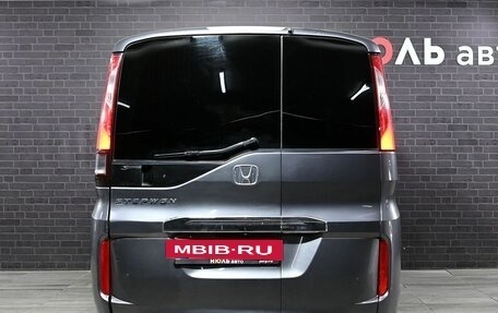 Honda Stepwgn IV, 2015 год, 1 850 000 рублей, 5 фотография