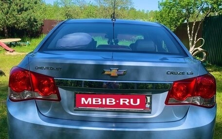 Chevrolet Cruze II, 2010 год, 700 000 рублей, 6 фотография