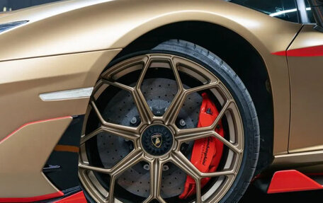 Lamborghini Aventador I рестайлинг, 2019 год, 49 820 000 рублей, 5 фотография