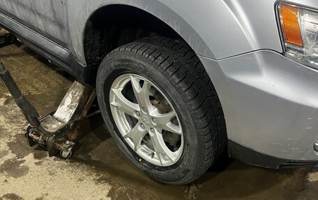 Mitsubishi Outlander III рестайлинг 3, 2011 год, 1 400 000 рублей, 8 фотография
