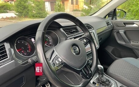 Volkswagen Tiguan II, 2019 год, 2 400 000 рублей, 15 фотография