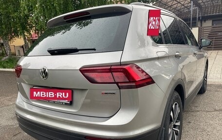 Volkswagen Tiguan II, 2019 год, 2 400 000 рублей, 32 фотография