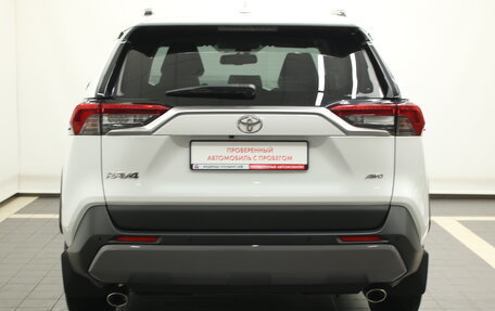 Toyota RAV4, 2021 год, 3 708 000 рублей, 11 фотография
