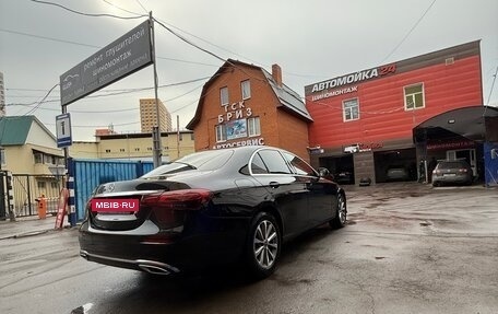 Mercedes-Benz E-Класс, 2021 год, 2 750 000 рублей, 13 фотография