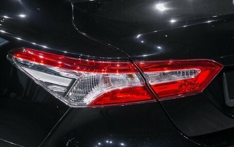 Toyota Camry, 2022 год, 2 740 000 рублей, 10 фотография
