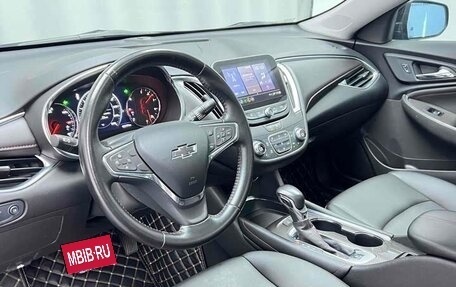 Chevrolet Malibu IX, 2021 год, 1 860 000 рублей, 6 фотография