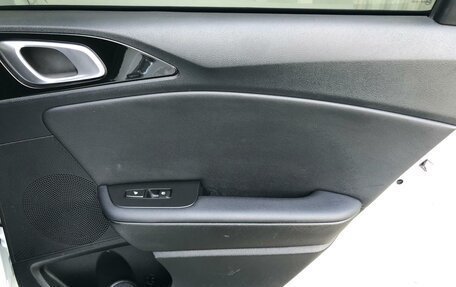 KIA cee'd III, 2021 год, 1 867 000 рублей, 18 фотография