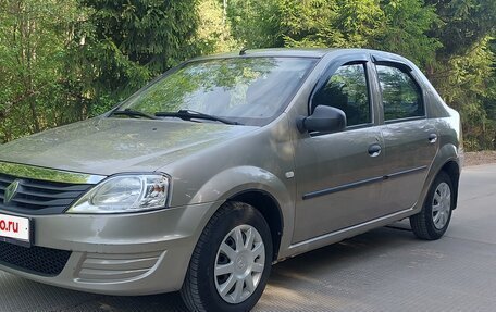Renault Logan I, 2010 год, 630 000 рублей, 3 фотография