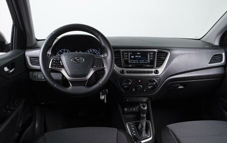 Hyundai Solaris II рестайлинг, 2018 год, 1 514 000 рублей, 6 фотография